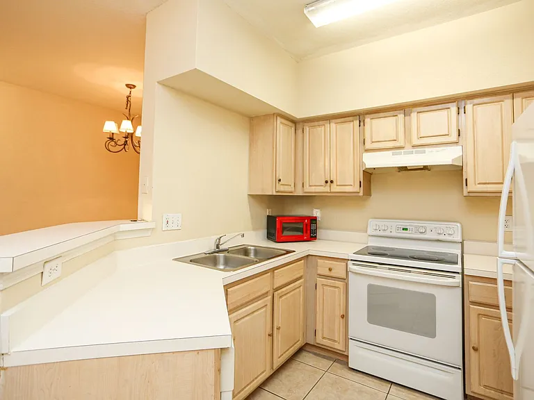 23640 Walden Center Dr #207 — Photo 11