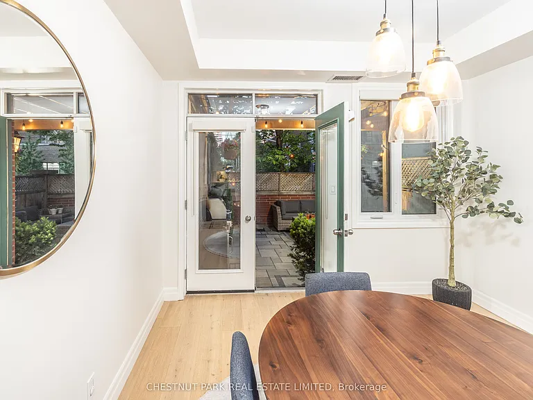 500 Richmond St W #101 — Photo 28
