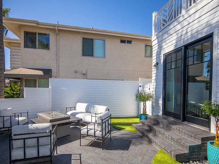 1048 Isabella Ave — Photo 39