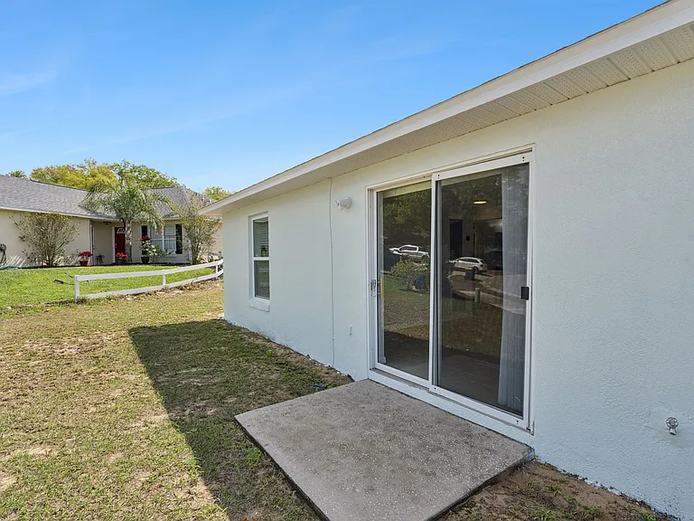 106 W Minneola St — Photo 17