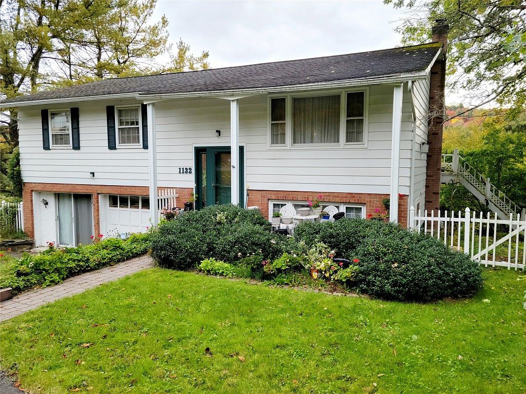 1132 Oakdale Rd, Johnson City, NY 13790 Zillow