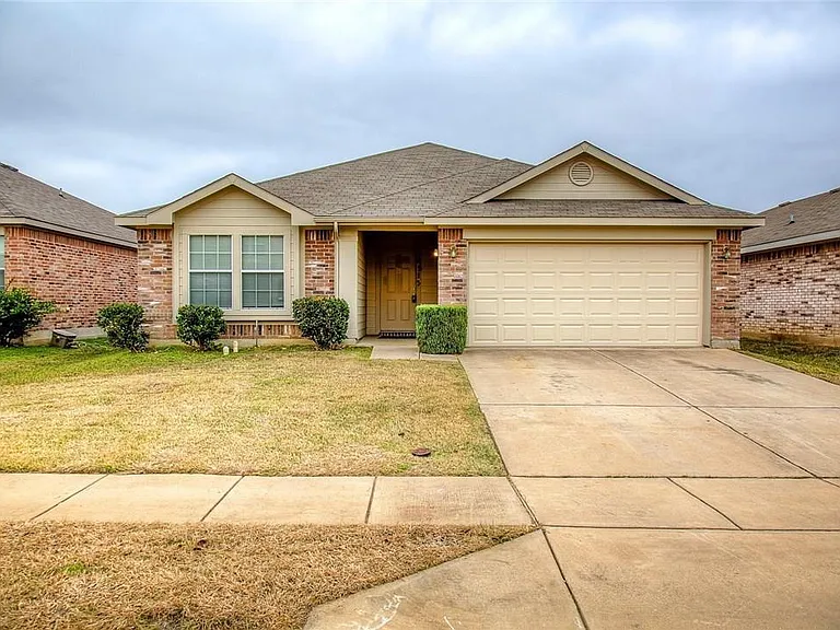 8513 Prairie Wind Trl — Photo 1
