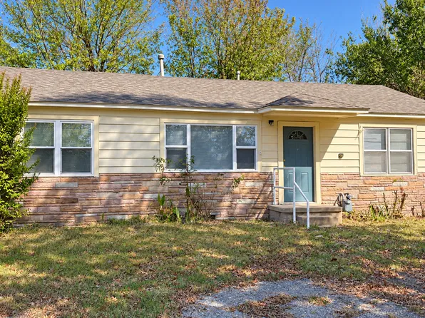 9609 SE 4th St, Midwest City, OK 73130