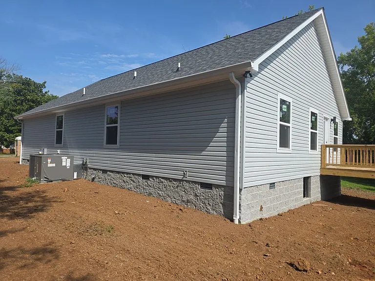 36 Gibson Ave — Photo 3