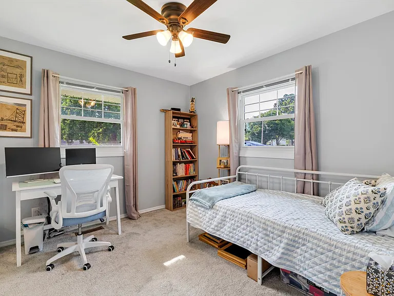 322 Spring Meadows Dr — Photo 21