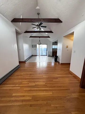 3 bed, $3,300 — Photo 2