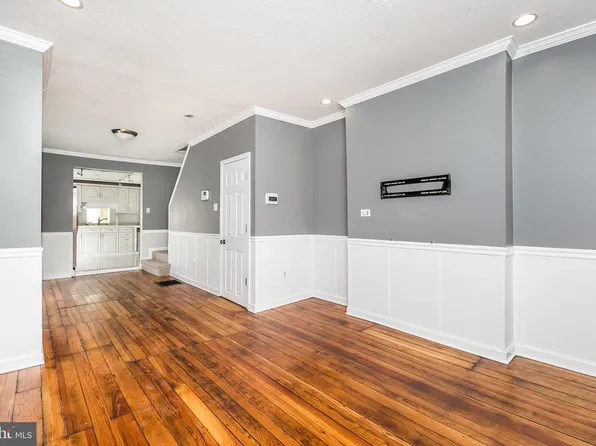9 Heath St, Baltimore, MD 21230