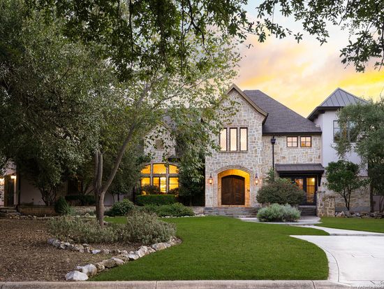 26815 ROCKWALL PKWY, New Braunfels, TX 78132