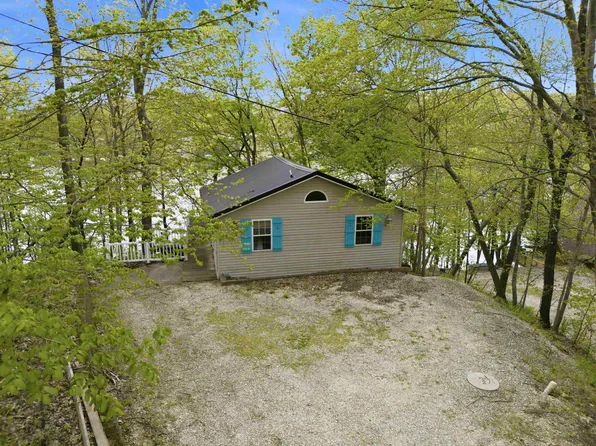 26249 215th Ave, Delhi, IA 52223