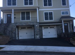 136 Lincoln Ave E, West Harrison, NY 10604