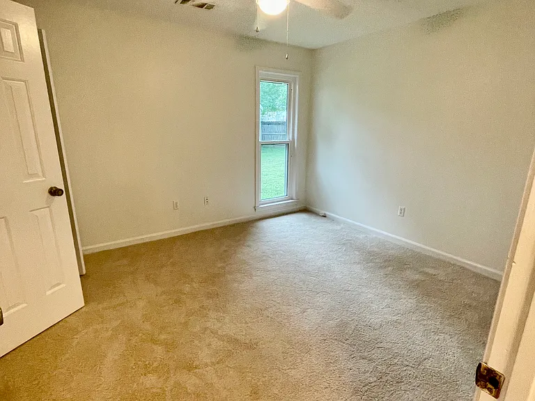 1891 River Glen Cv — Photo 15