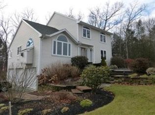 20 Sylvia Hts, Hadley, MA 01035
