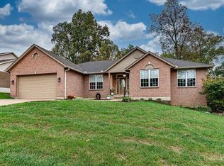 2055 Little Turtle Ct, Hamilton, OH 45013