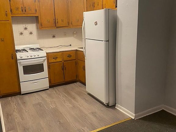 4th image of 4077 Balwynne Park Rd #2
