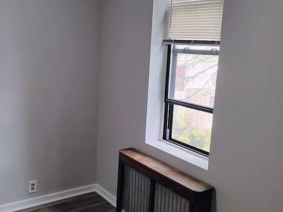 4th image of 6124 Polk St APT 4