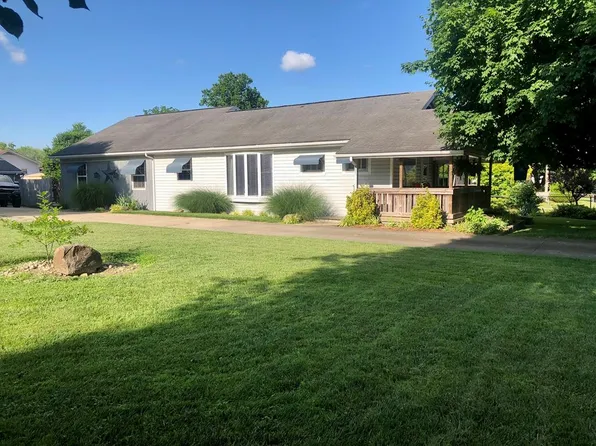 207 Raymond Ave, West Portsmouth, OH 45663