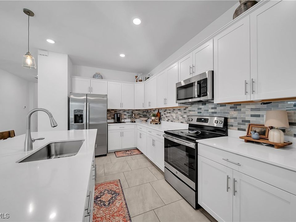 1st image of 20023 Hartford Blvd