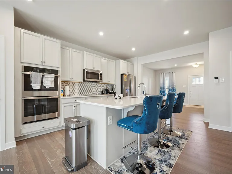 8036 Milltown Cir — Photo 8
