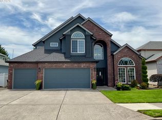 22002 NE Lachenview Ln, Fairview, OR 97024