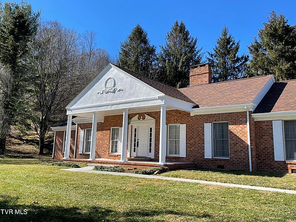 2nd image of 5729 Unicoi Dr