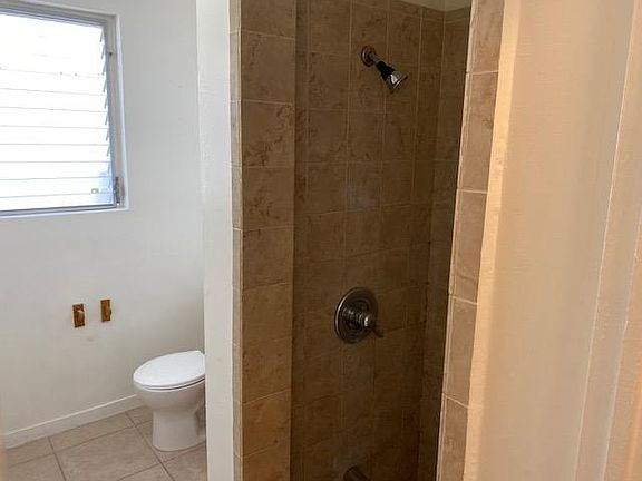 4th image of 809 Kinau St