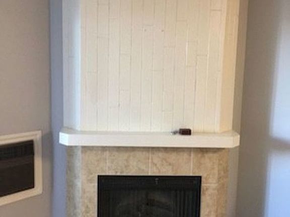 4th image of 1121 McKercher Dr #103C