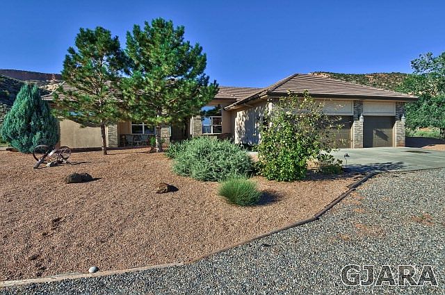 1st image of 1887 S Deer Park Cir