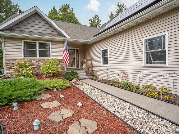 4th image of 4201 Creekwood Pl