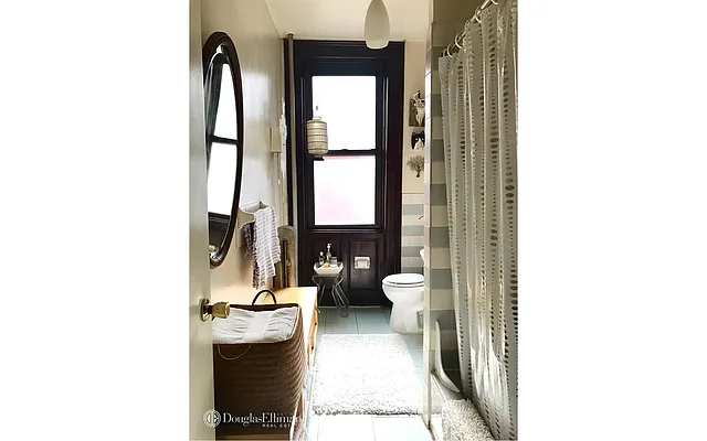 Rented by Douglas Elliman | media 4