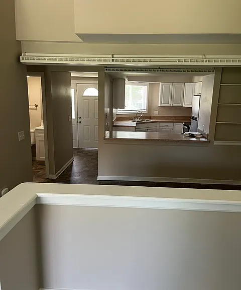 1189 Carrousel Dr E — Photo 7