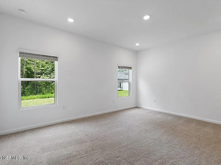 14220 Epply Dr — Photo 7