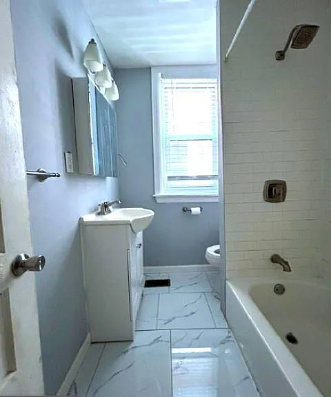 4639 Sansom St #1 — Photo 9