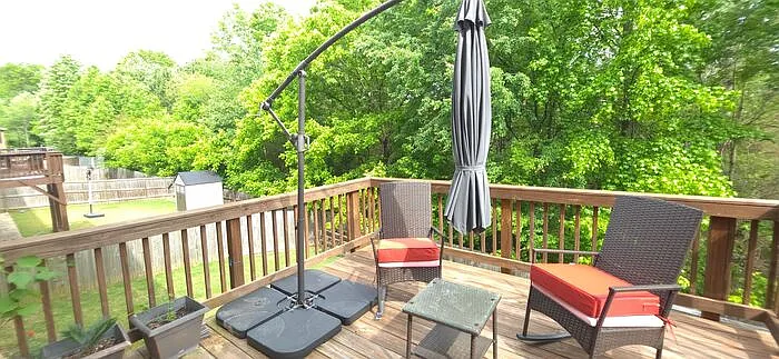 4358 Mantova Dr NE — Photo 32