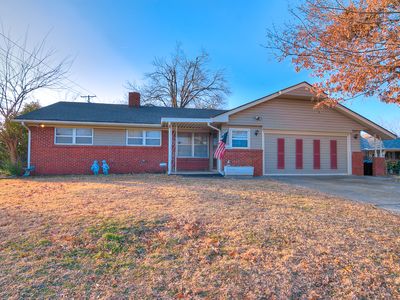 5600 NW 62nd St, Warr Acres, OK, 73122