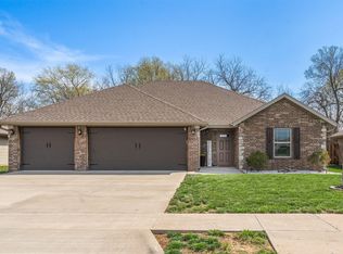 1268 S Tanner Dr, Springfield, MO 65802