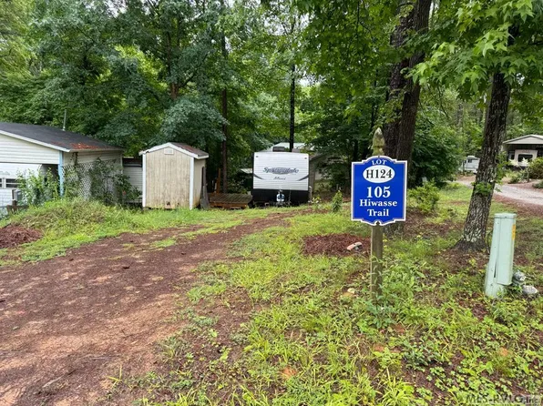 105 Hiwasse Trl, Bracey, VA 23919