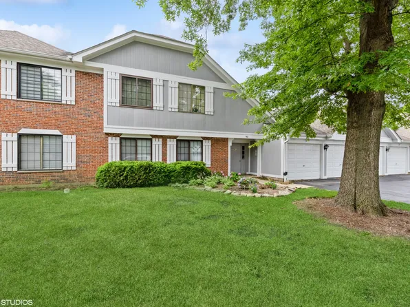 961 Yosemite Trl APT B, Roselle, IL 60172