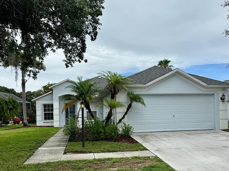 11511 Sweetflag Dr — Photo 2