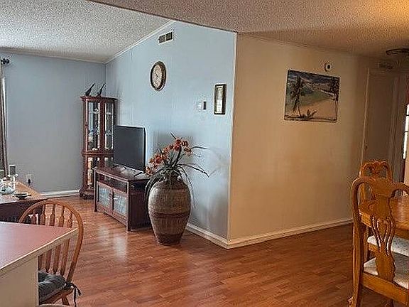 5th image of 1405 82nd Ave Lot 276