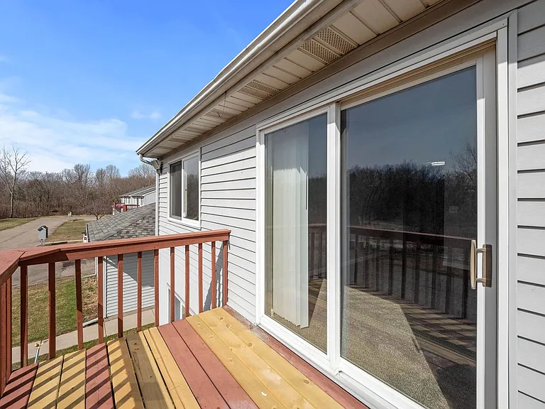 Creekside at Fenton Heights — Photo 16