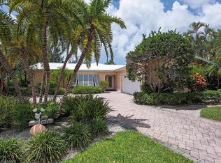 1486 13th Ave N, Naples, FL 34102