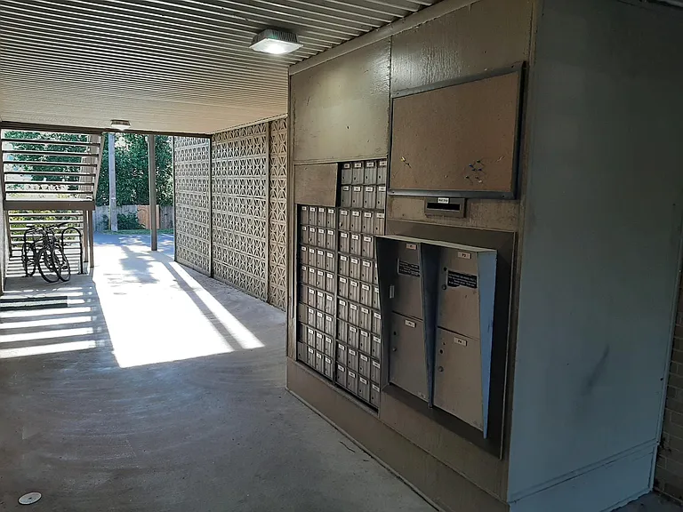 2020 Beech Ave #B12 — Photo 10