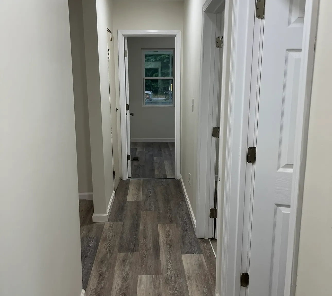 3 bed, 1.5 bath, 960 sqft, $1,450 — Photo 3