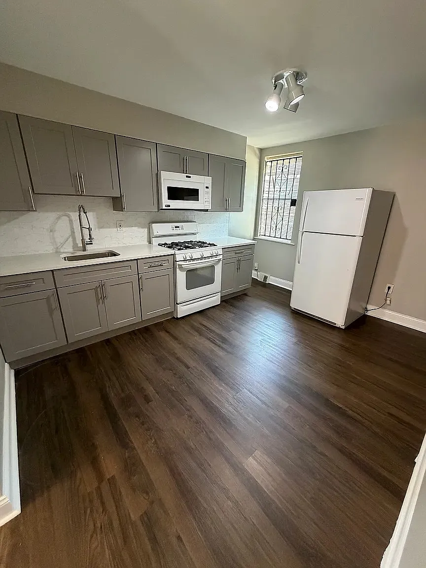2538 Manton Street - 1 — Photo 2