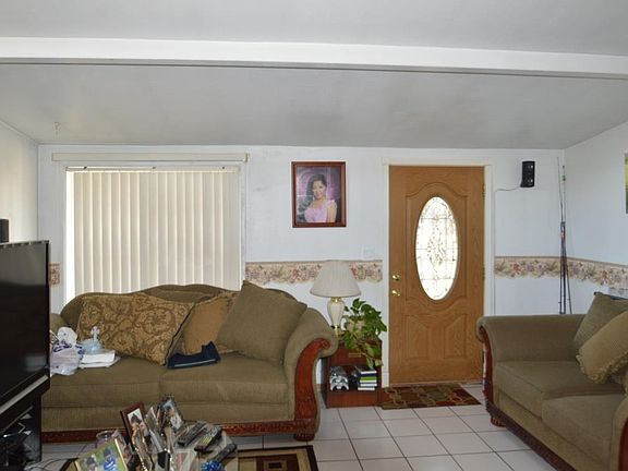 4th image of 1499 Orlando Dr
