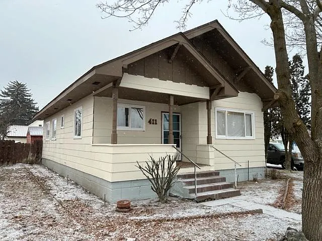 411 S Alder St — Photo 1