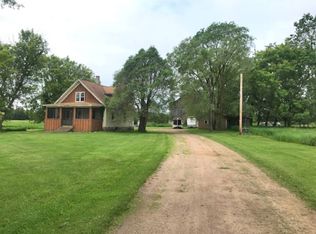 N8091 Swamp Rd, Manawa, WI 54949