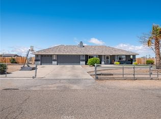 9352 Candlelight St, Apple Valley, CA 92308