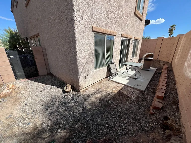 5693 Point Loma Ct — Photo 29