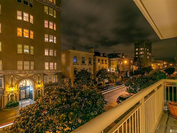 2nd image of 2200 Pacific Ave APT 3D